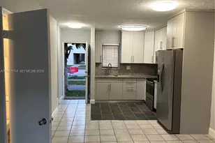 10902 SW 2nd St, Sweetwater, FL 33174 - Photo 7