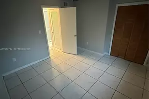 10902 SW 2nd St, Sweetwater, FL 33174 - Photo 15