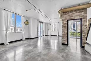 2275 Biscayne Blvd, Miami, FL 33137 - Photo 3