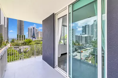2275 Biscayne Blvd #504, Miami, FL 33137 - Photo 29