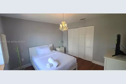 8826 NW 189th Ter, Hialeah, FL 33018 - Photo 25