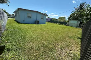 10761 SW 221st St, Miami, FL 33170 - Photo 5