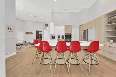 1202 S Manor Dr S, Weston, FL 33326 - Photo 17