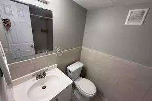 7105 W 13th Ave, Hialeah, FL 33014 - Photo 9