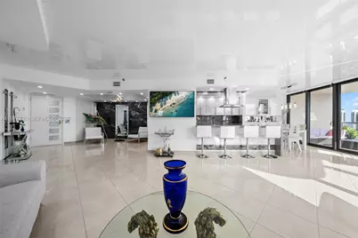 19667 Turnberry Way #20B, Aventura, FL 33180 - Photo 9