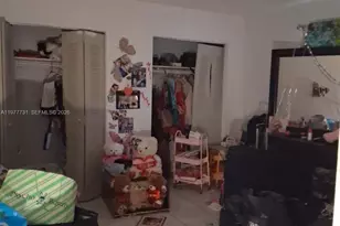 960 SW 13th Ct, Miami, FL 33135 - Photo 15