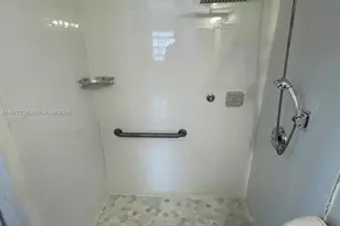 6031 Shaker Wood Cir, Tamarac, FL 33319 - Photo 17