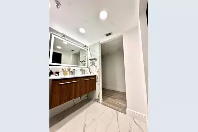 671 NE 195th St #205E, Miami, FL 33179 - Photo 17