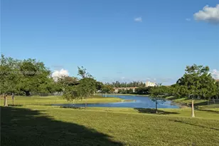 671 NE 195th St, Miami, FL 33179 - Photo 29