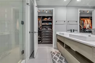 460 NE 28th St, Miami, FL 33137 - Photo 37