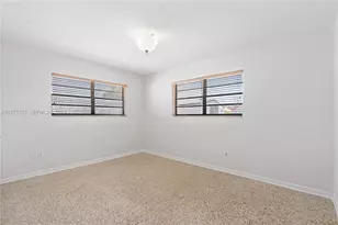 1100 W 53rd Terrace, Hialeah, FL 33012 - Photo 23
