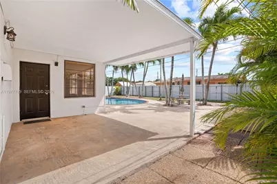 1100 W 53rd Ter, Hialeah, FL 33012 - Photo 31