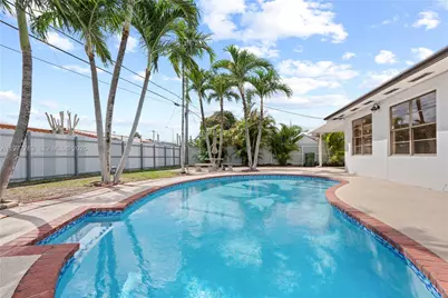 1100 W 53rd Ter, Hialeah, FL 33012 - Photo 37