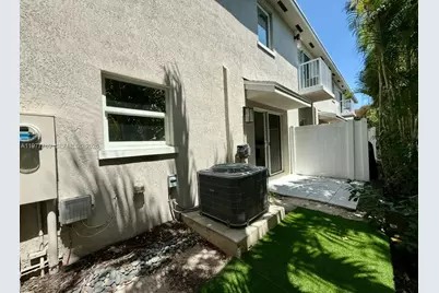 1035 NW 2nd Ave, Fort Lauderdale, FL 33311 - Photo 37