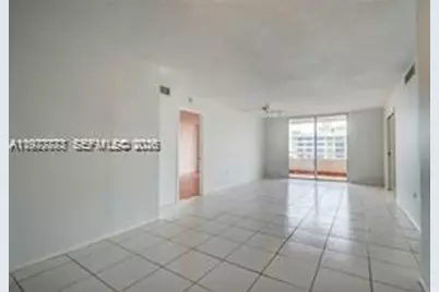 5555 Collins Ave #15W, Miami Beach, FL 33140 - Photo 13