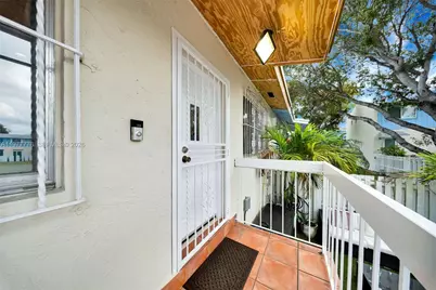 22105 SW 103rd Ave, Cutler Bay, FL 33190 - Photo 3