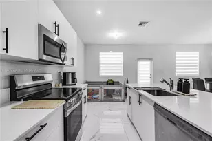 13629 SW 186th Ln, Miami, FL 33177 - Photo 13