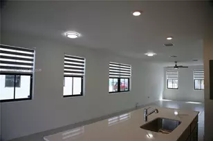 371 NE 16th St, Florida City, FL 33034 - Photo 29