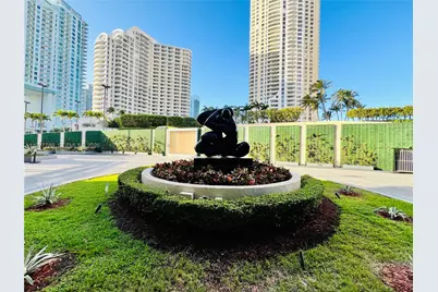 540 Brickell Key Dr #202, Miami, FL 33131 - Photo 25