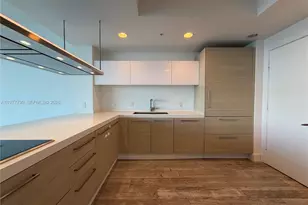 17111 Biscayne Blvd, North Miami Beach, FL 33160 - Photo 9