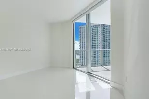 17301 Biscayne Blvd, North Miami Beach, FL 33160 - Photo 13