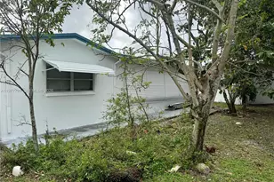 4933 NW 42nd St, Lauderdale Lakes, FL 33319 - Photo 5