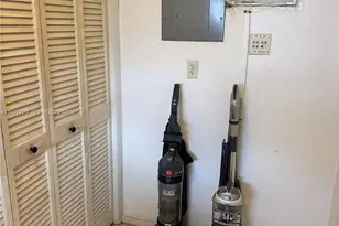 4933 NW 42nd St, Lauderdale Lakes, FL 33319 - Photo 17