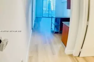 185 SW 7th St, Miami, FL 33130 - Photo 9