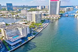 111 Golden Isles Dr, Hallandale Beach, FL 33009 - Photo 27