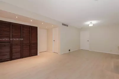 17021 N Bay Rd #102, Sunny Isles Beach, FL 33160 - Photo 5