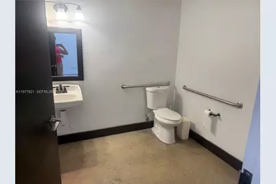 10171 NW 58th St #6 & 7, Doral, FL 33178 - Photo 9