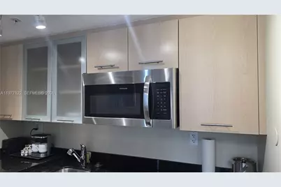 2670 E Sunrise Blvd #302, Fort Lauderdale, FL 33304 - Photo 23