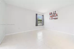 9140 SW 123rd Ct, Miami, FL 33186 - Photo 9