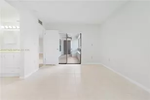 9140 SW 123rd Ct, Miami, FL 33186 - Photo 11