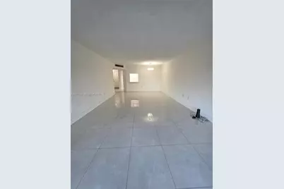 1351 NE 191st St #E420, Miami, FL 33179 - Photo 5