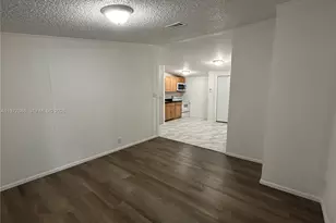 10467 S 228th Ln, Boca Raton, FL 33428 - Photo 9