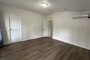 10467 S 228th Ln, Boca Raton, FL 33428 - Photo 17