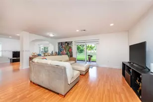 13391 SW 42nd St, Miramar, FL 33027 - Photo 5