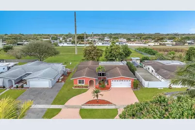 2030 NW 91st Ter, Pembroke Pines, FL 33024 - Photo 3