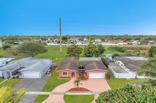 2030 NW 91st Terrace, Pembroke Pines, FL 33024 - Photo 3