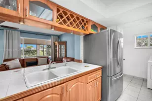 2030 NW 91st Terrace, Pembroke Pines, FL 33024 - Photo 17