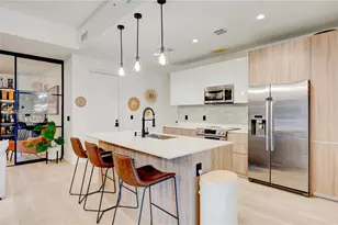 545 SW 11th St, Miami, FL 33129 - Photo 15