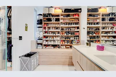 545 SW 11th St #105, Miami, FL 33129 - Photo 31