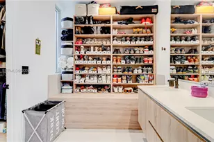 545 SW 11th St, Miami, FL 33129 - Photo 31