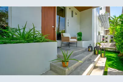 545 SW 11th St #105, Miami, FL 33129 - Photo 3