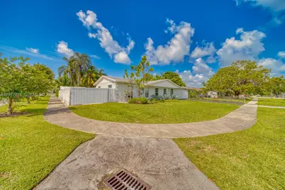 9104 SW 180th St, Palmetto Bay, FL 33157 - Photo 25