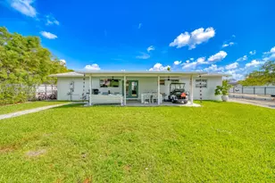 9104 SW 180th St, Palmetto Bay, FL 33157 - Photo 23