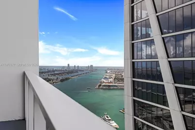 1040 Biscayne Blvd #4208, Miami, FL 33132 - Photo 1