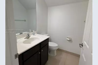 12350 S Village Cir, Davie, FL 33325 - Photo 17