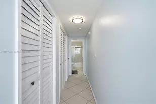 5601 Collins Ave, Miami Beach, FL 33140 - Photo 11